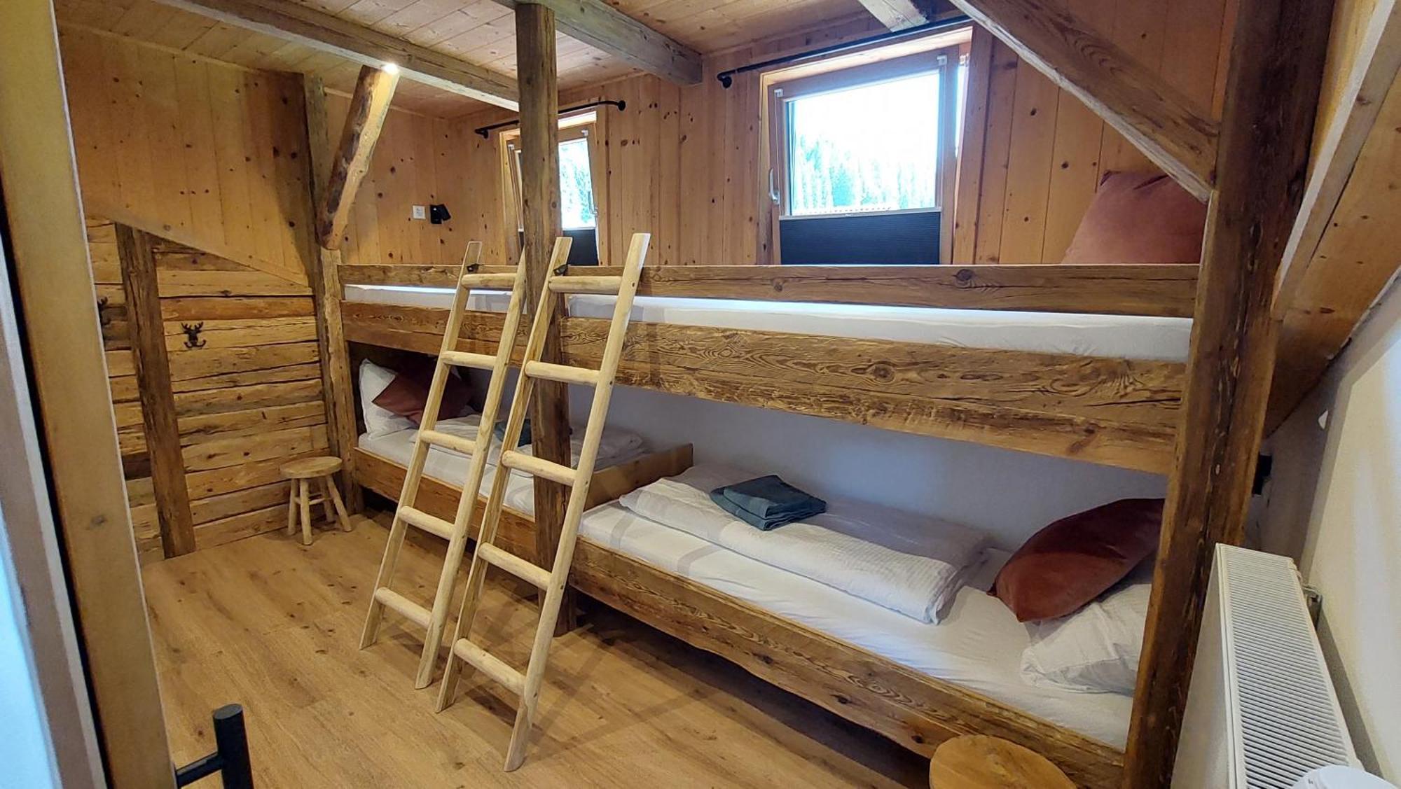 Almrose Aparthotel