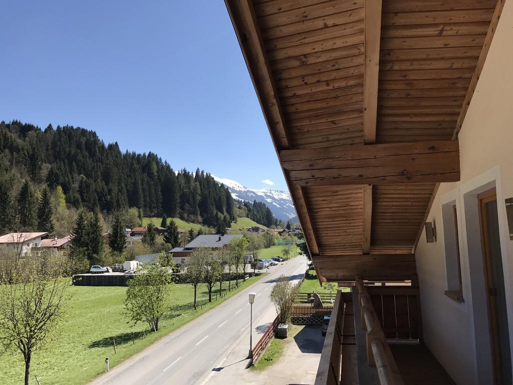 Almrose Aparthotel 2*